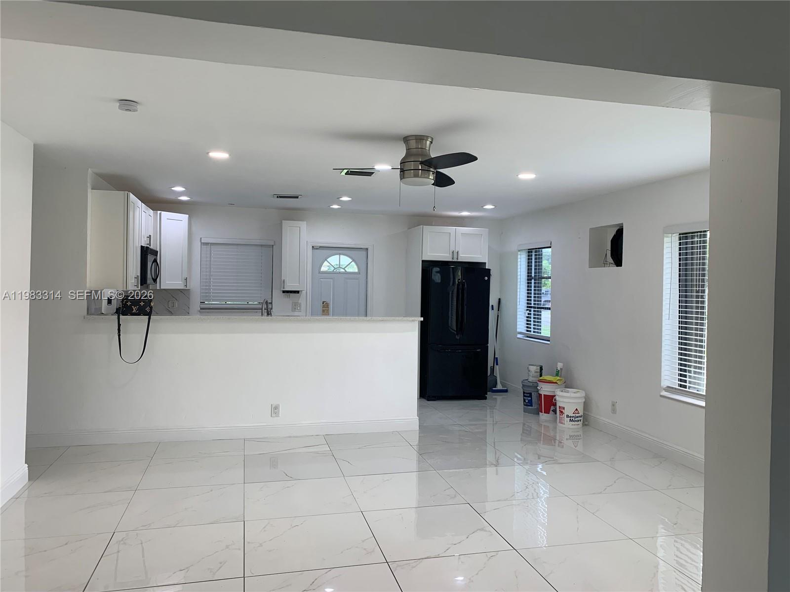 NEW BROWARDALE 1ST ADD - Residential Lease