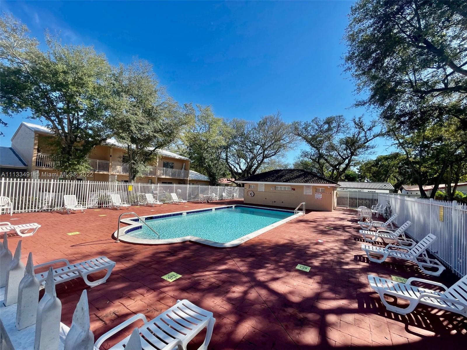 FOUNTAIN PK VILLAGE HOMES - Residential Lease