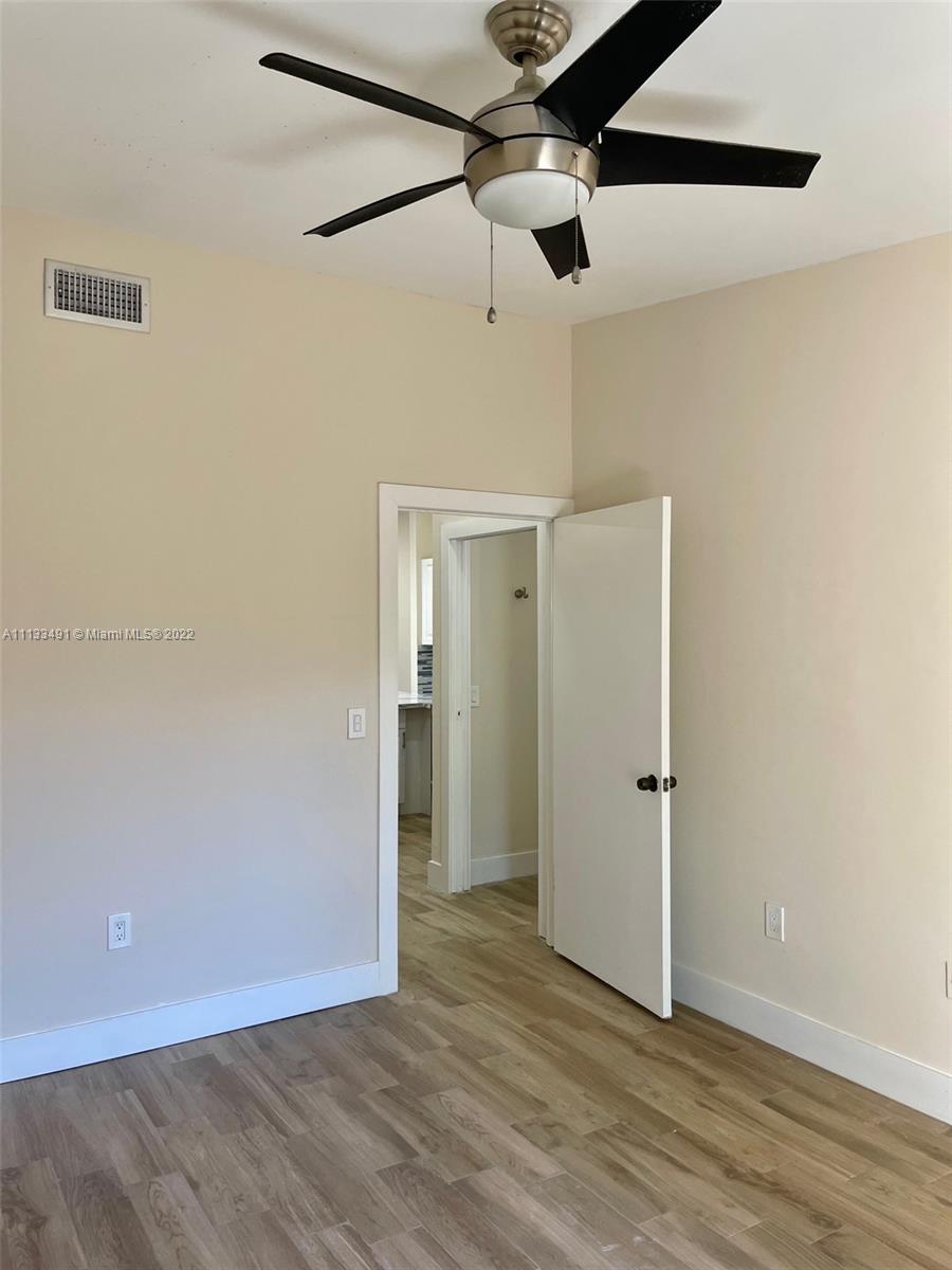 FOUNTAIN PK VILLAGE HOMES - Residential Lease