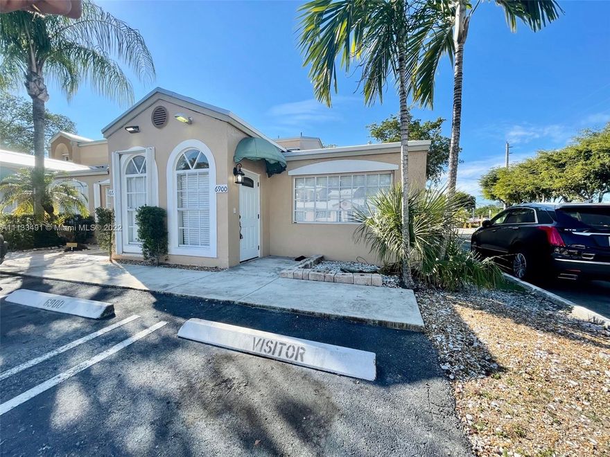 Great first floor villa. Fresh paint, updated kitchen and appliances. Corner Unit. Beautiful modern ceramic tile throughout. Vacant and available for showing.