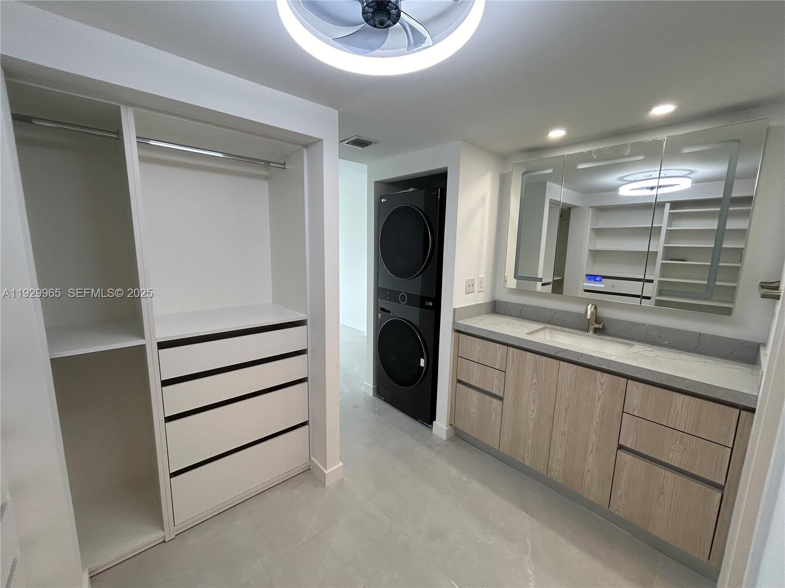 KEY BISCAYNE COMMODORE CL - Residential Lease