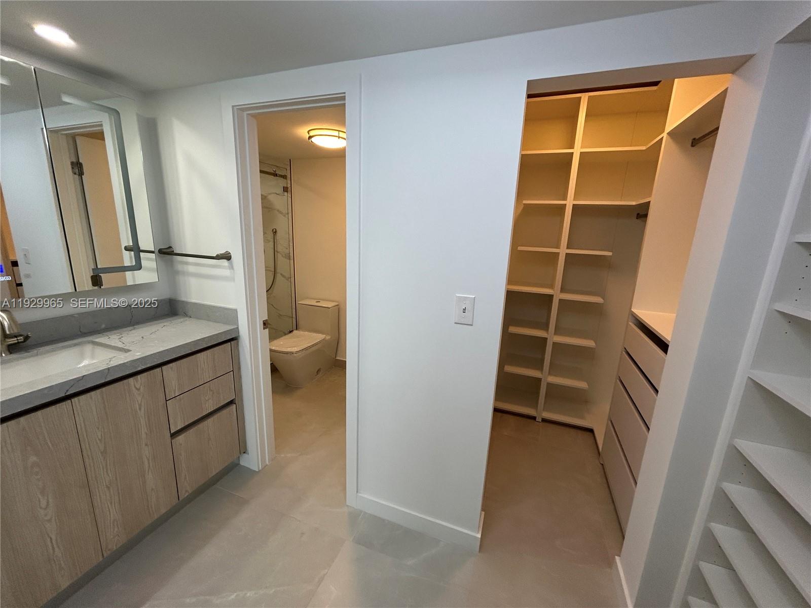 KEY BISCAYNE COMMODORE CL - Residential Lease