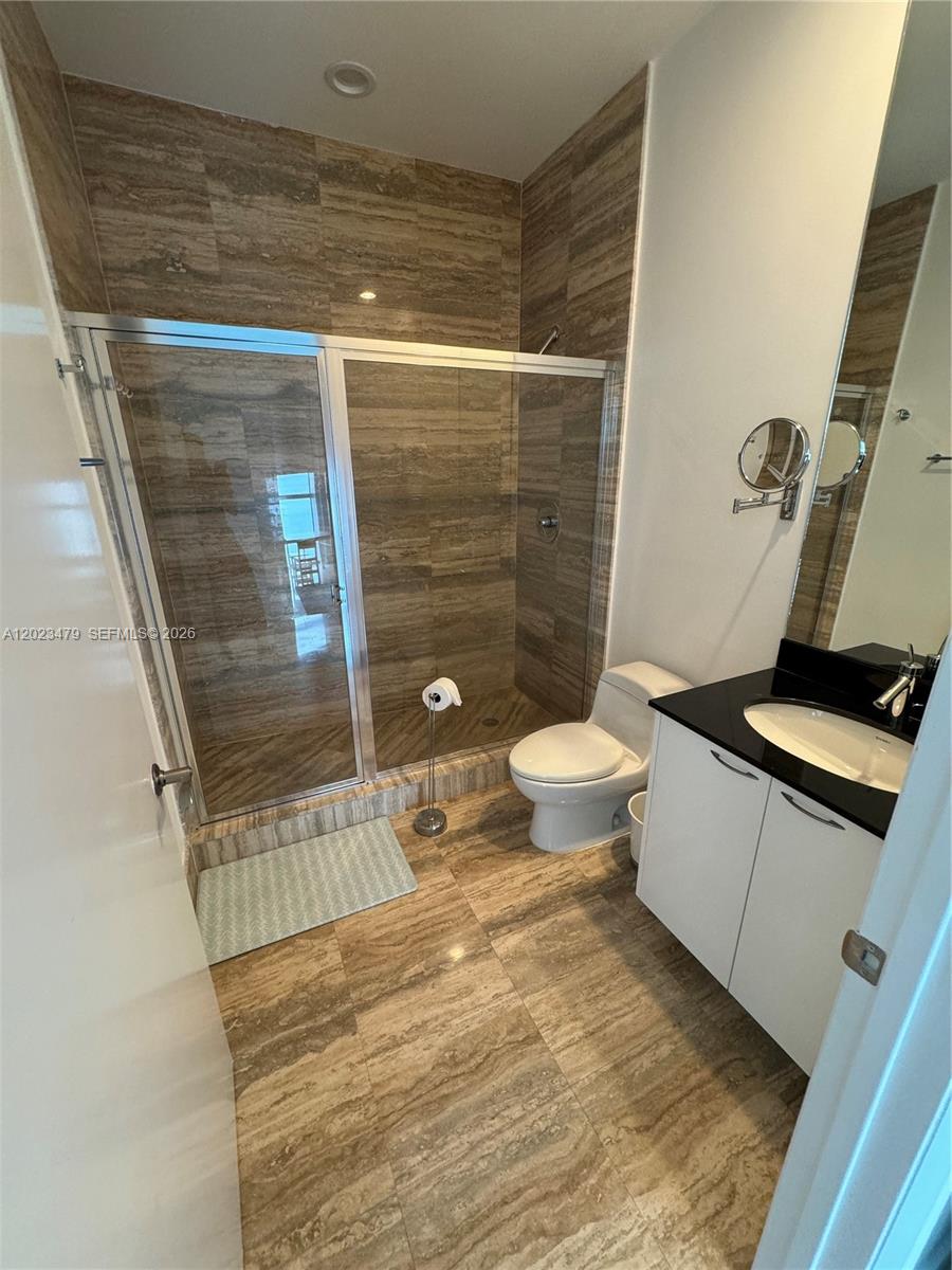 TDR TOWER I CONDO - Residential