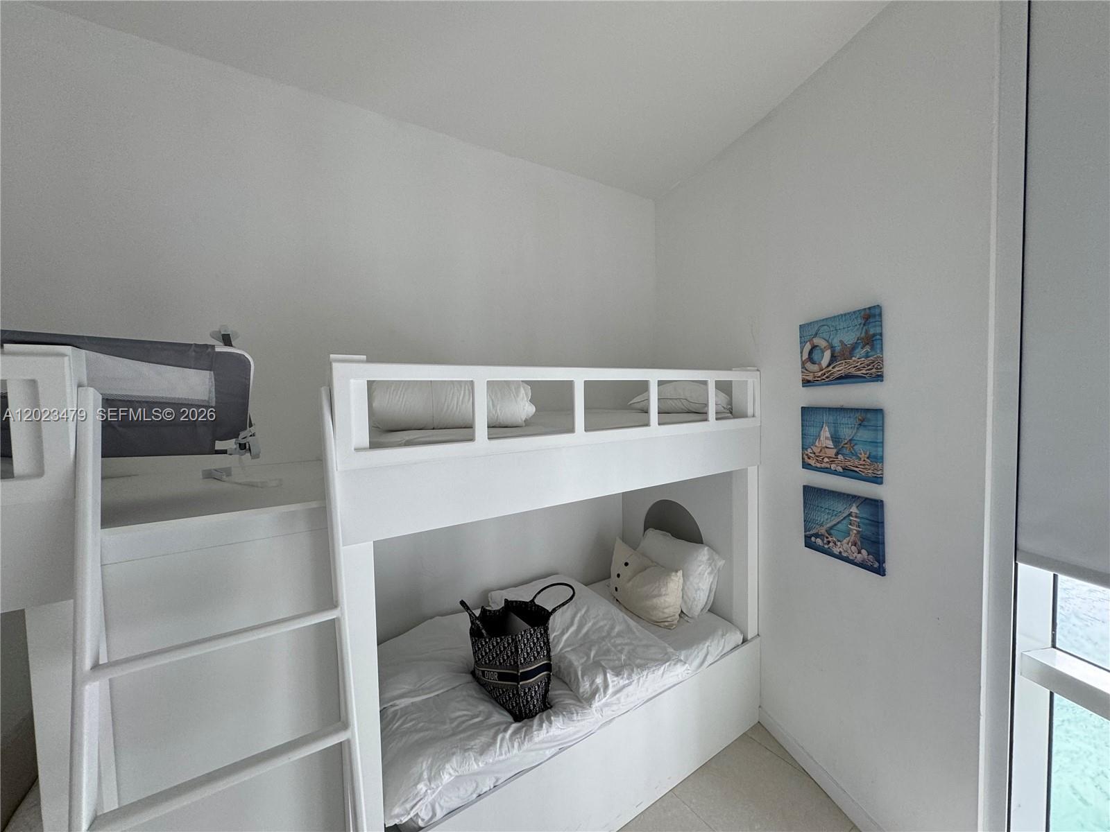 TDR TOWER I CONDO - Residential