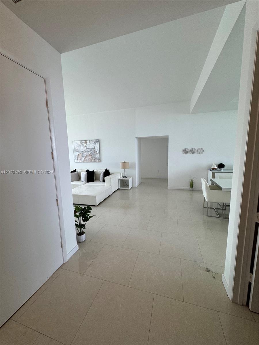 TDR TOWER I CONDO - Residential