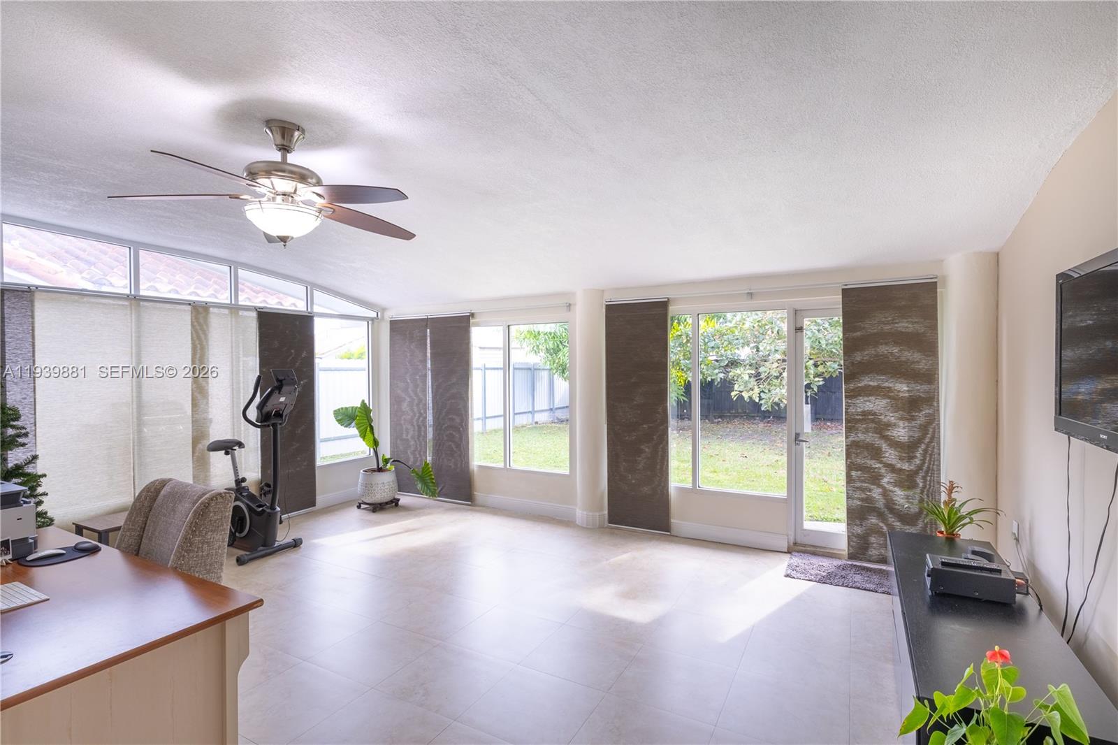 KENDALE ROYAL AMEND - Residential