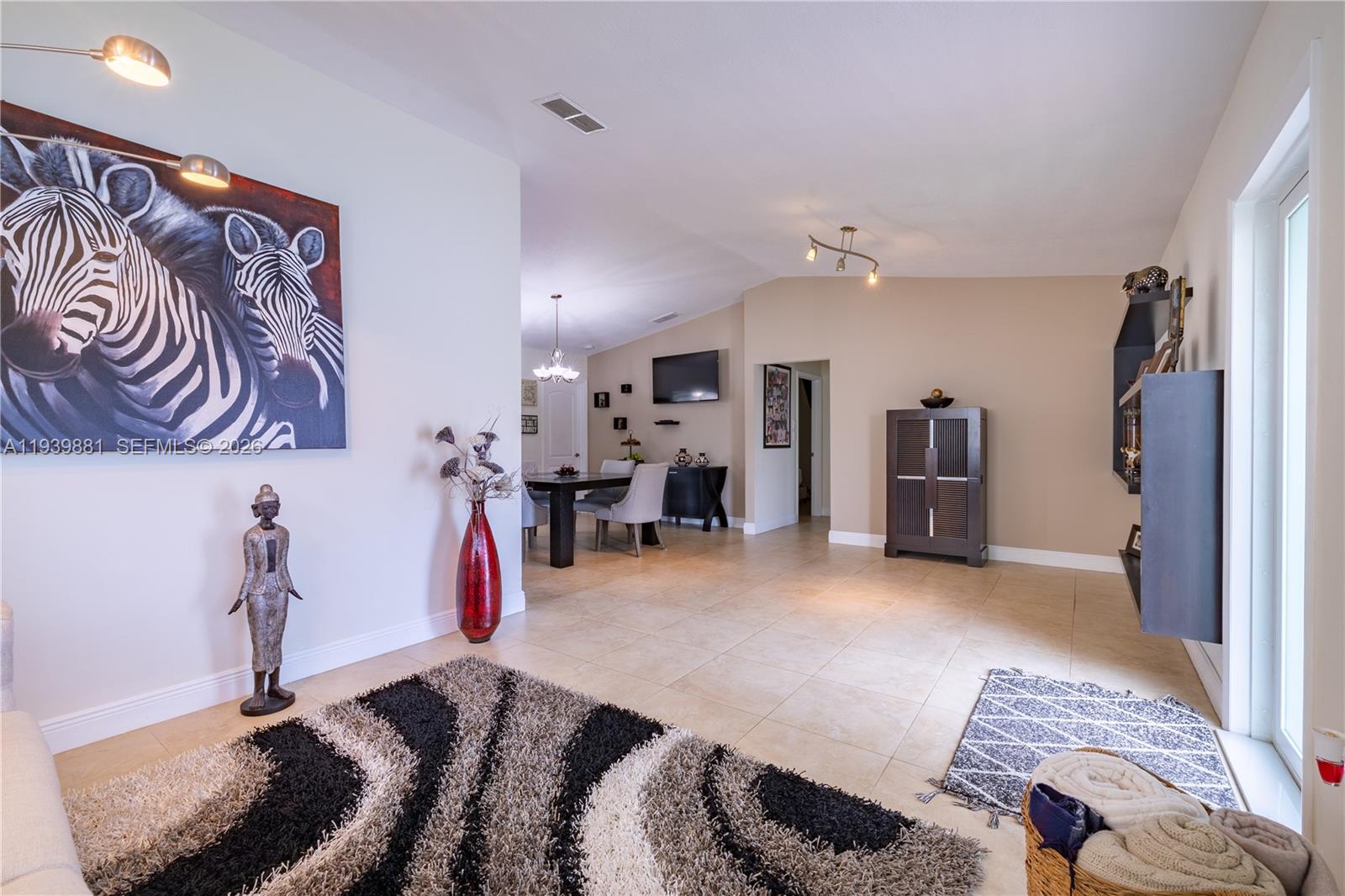 KENDALE ROYAL AMEND - Residential