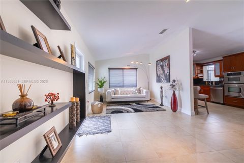 14766 SW 81st St Miami FL 33193