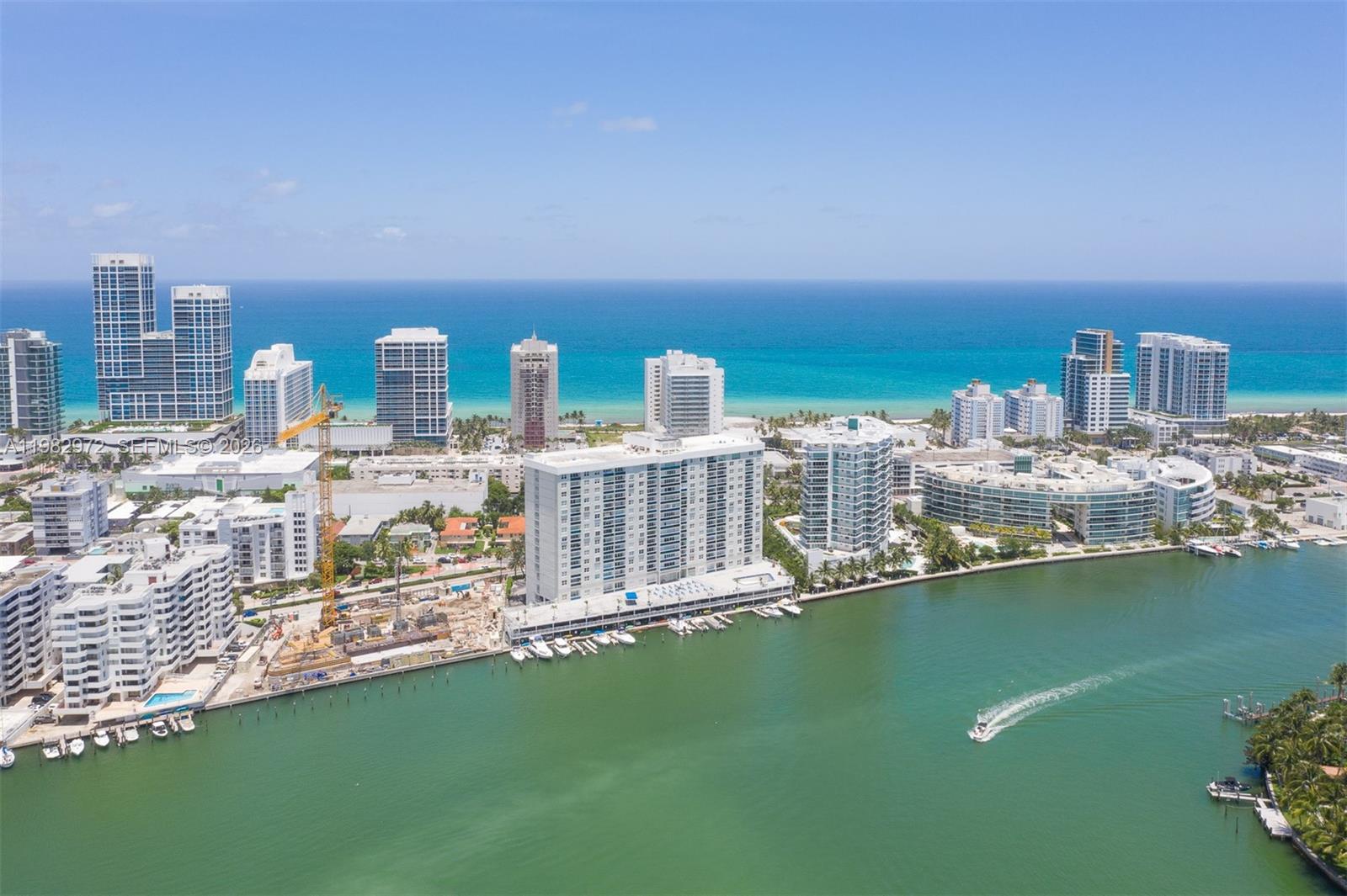 6770 Indian Creek Dr 12A