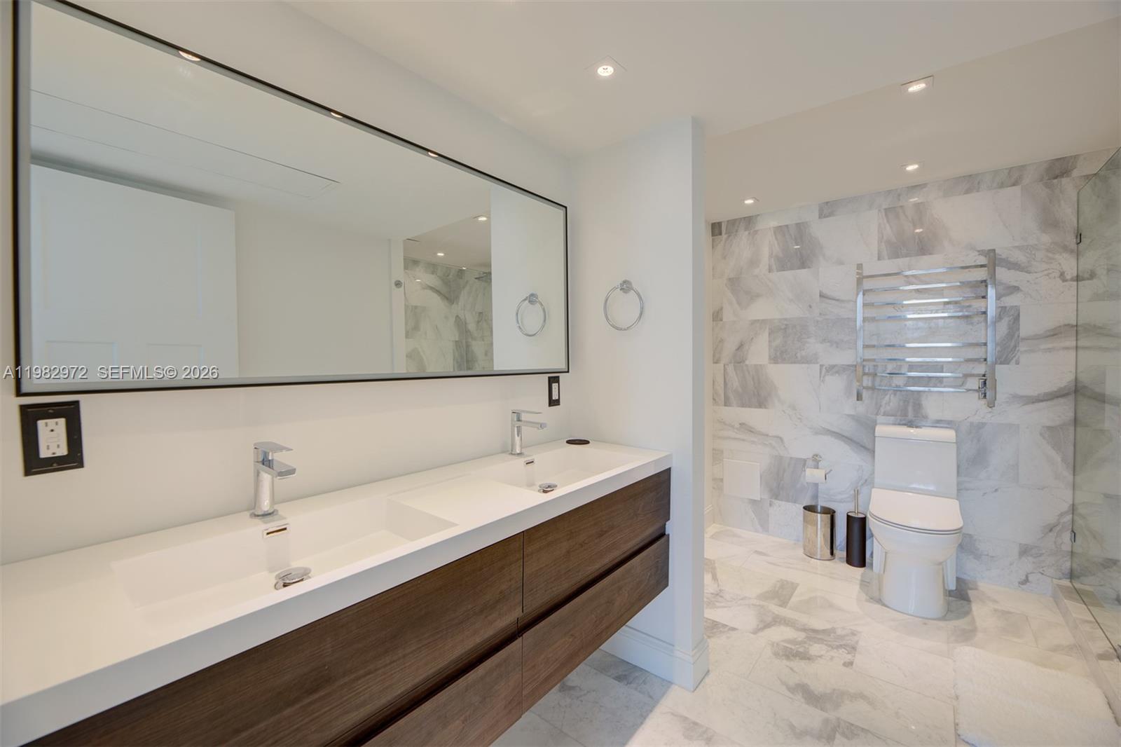 AQUASOL CONDO - Residential Lease