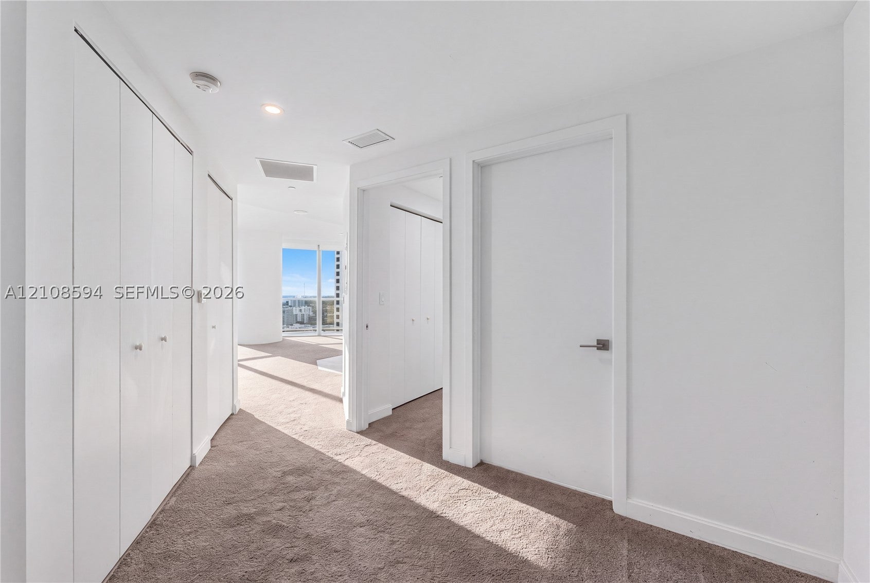 45 SW 9th St 2206