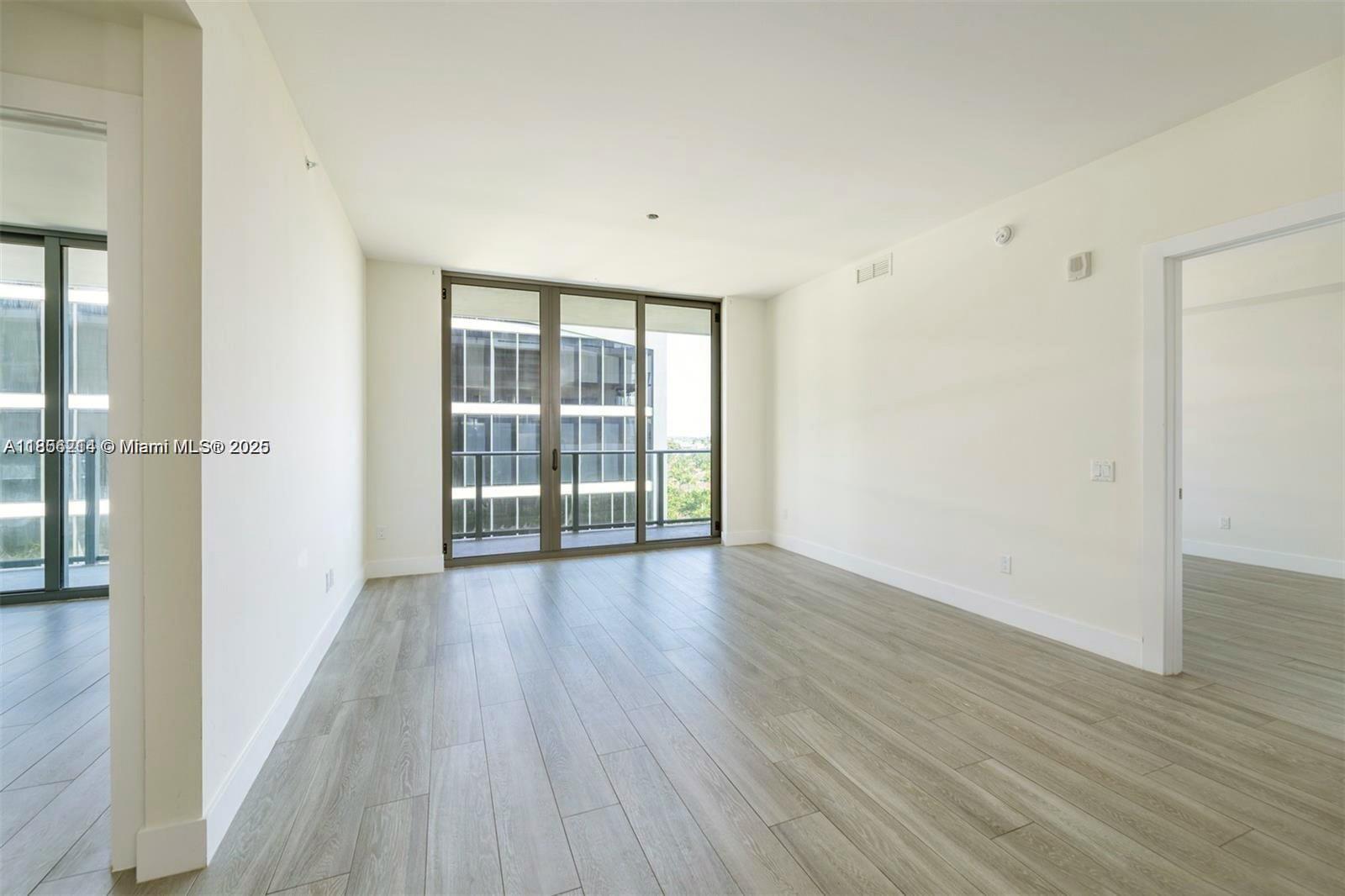 AVENTURA PARKSQUARE RESID - Residential