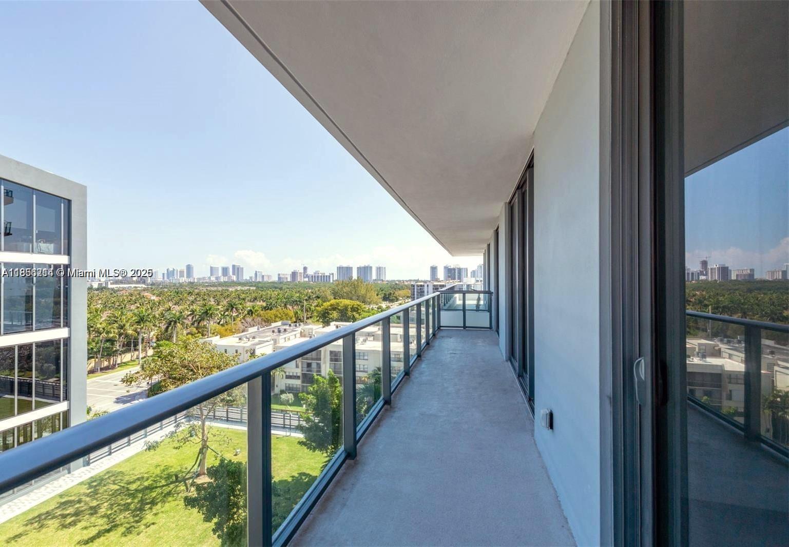 AVENTURA PARKSQUARE RESID - Residential