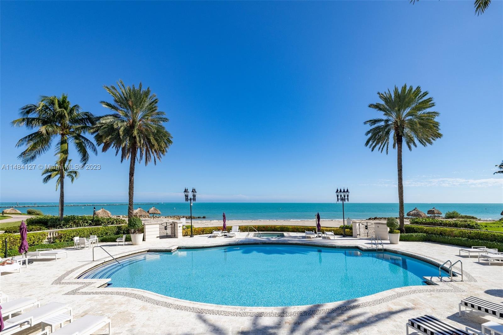 7600 OCEANSIDE AT FISHER - Residential