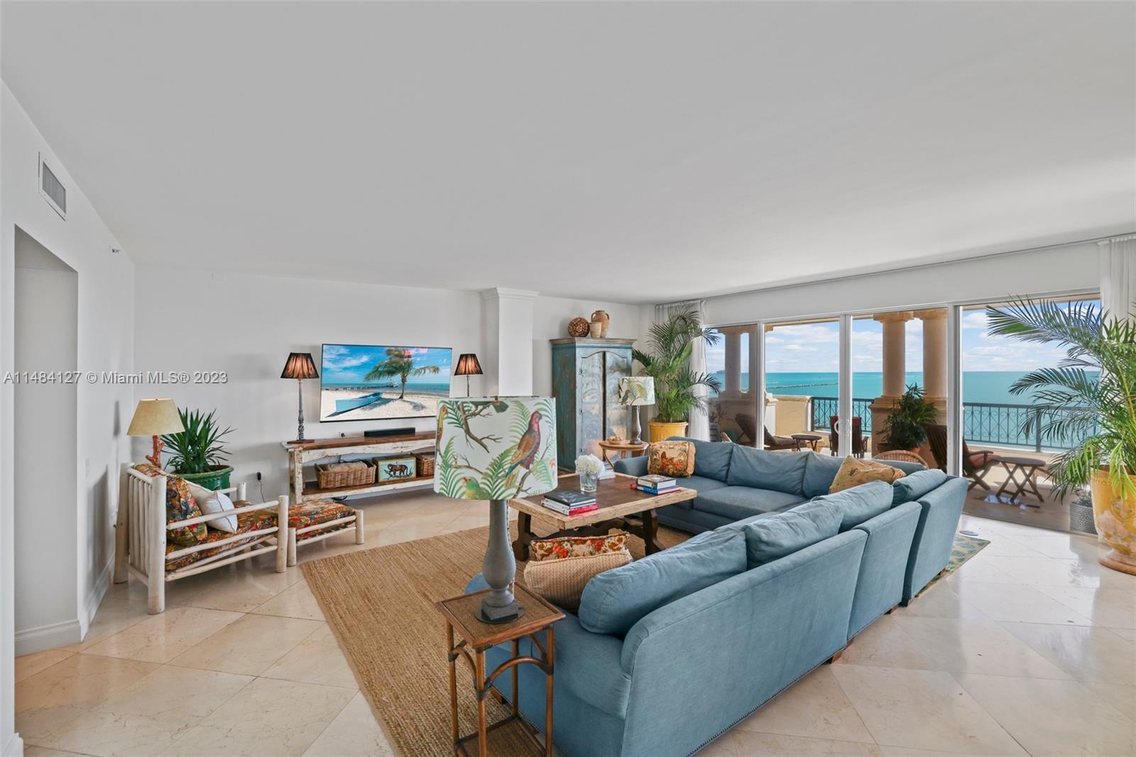 7600 OCEANSIDE AT FISHER - Residential