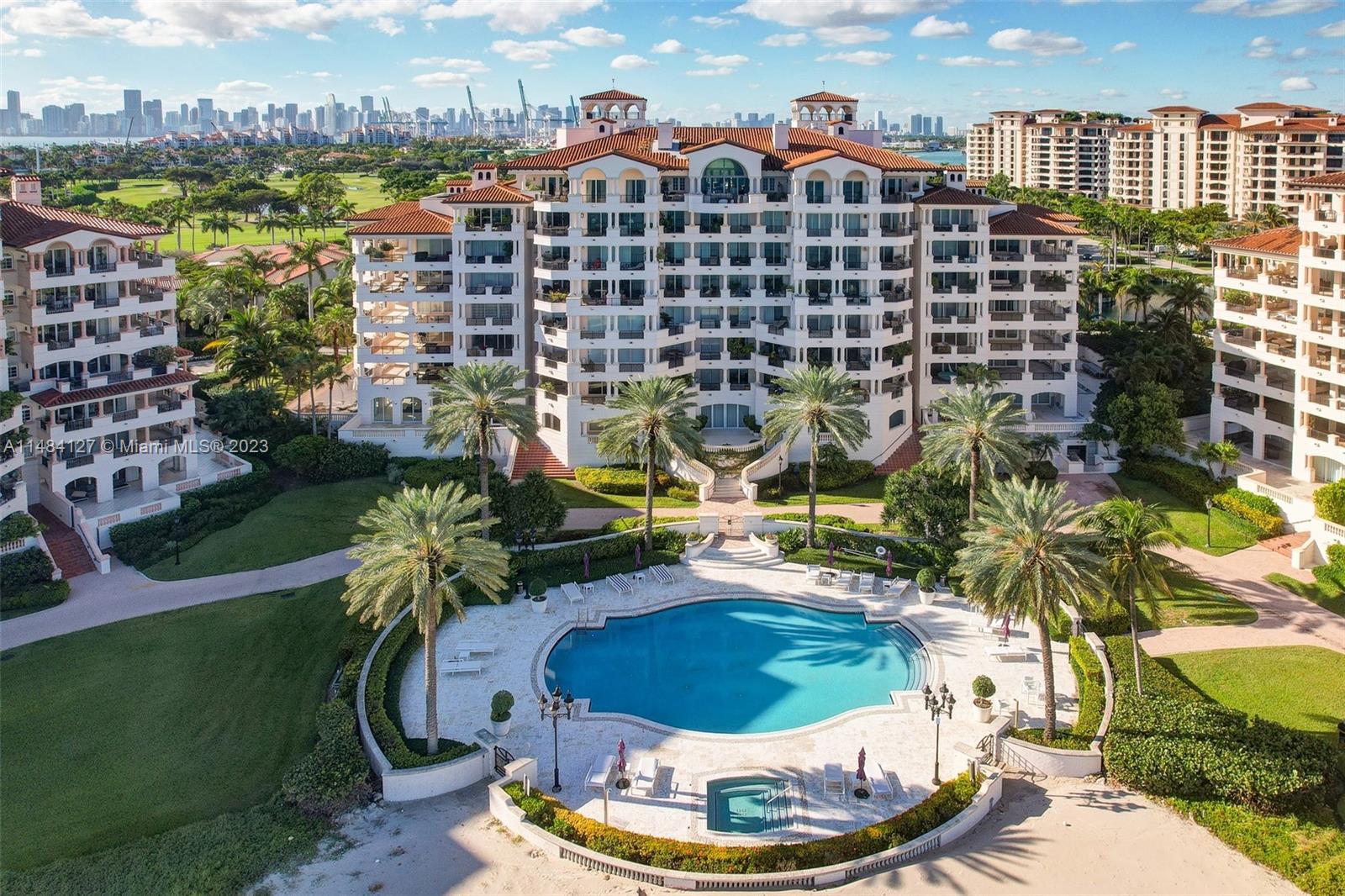 7600 OCEANSIDE AT FISHER - Residential