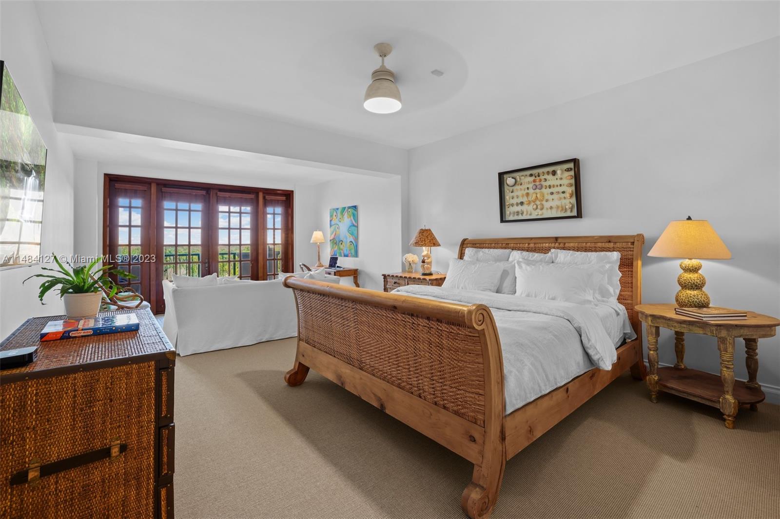 7600 OCEANSIDE AT FISHER - Residential