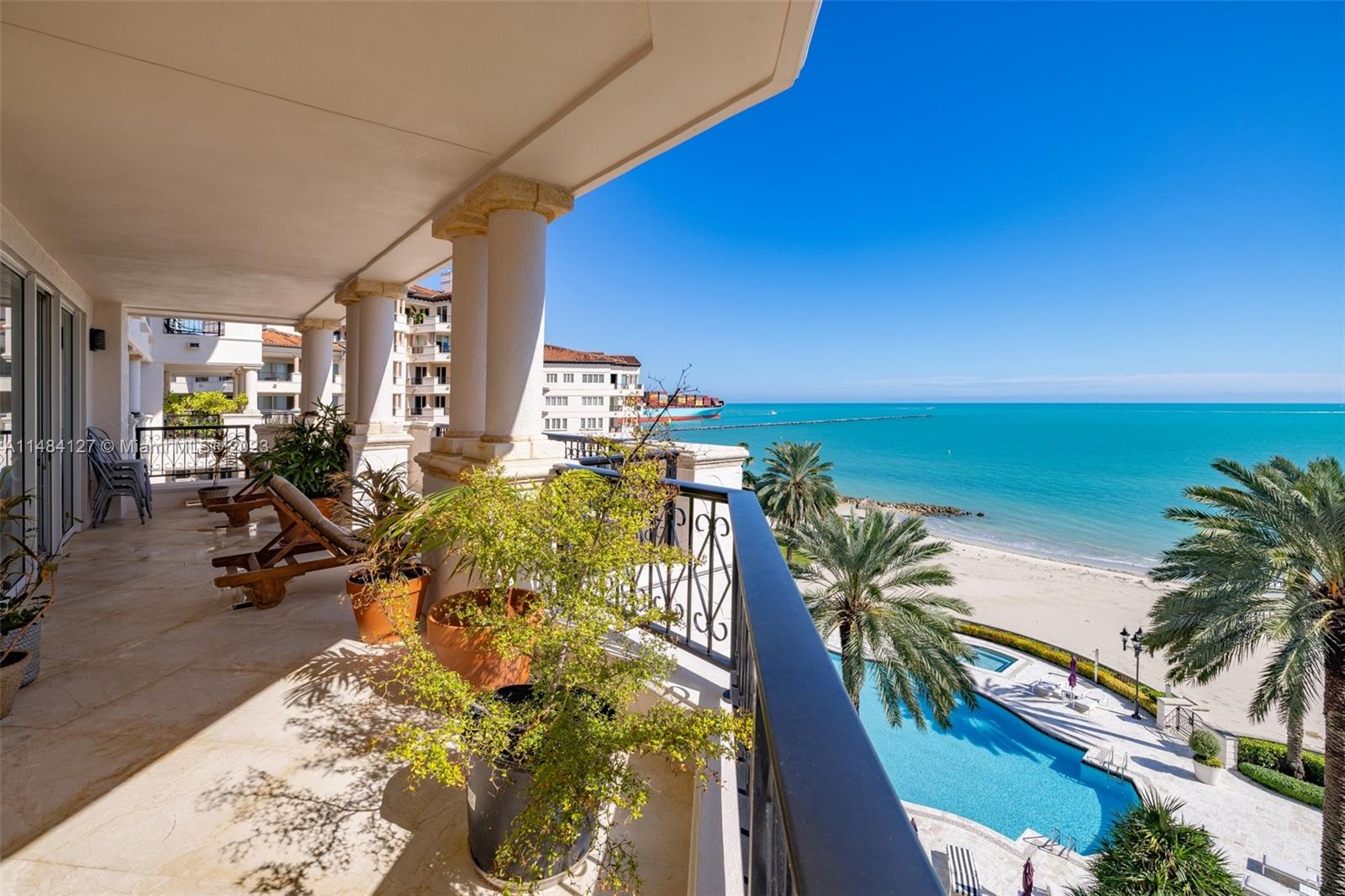 7600 OCEANSIDE AT FISHER - Residential