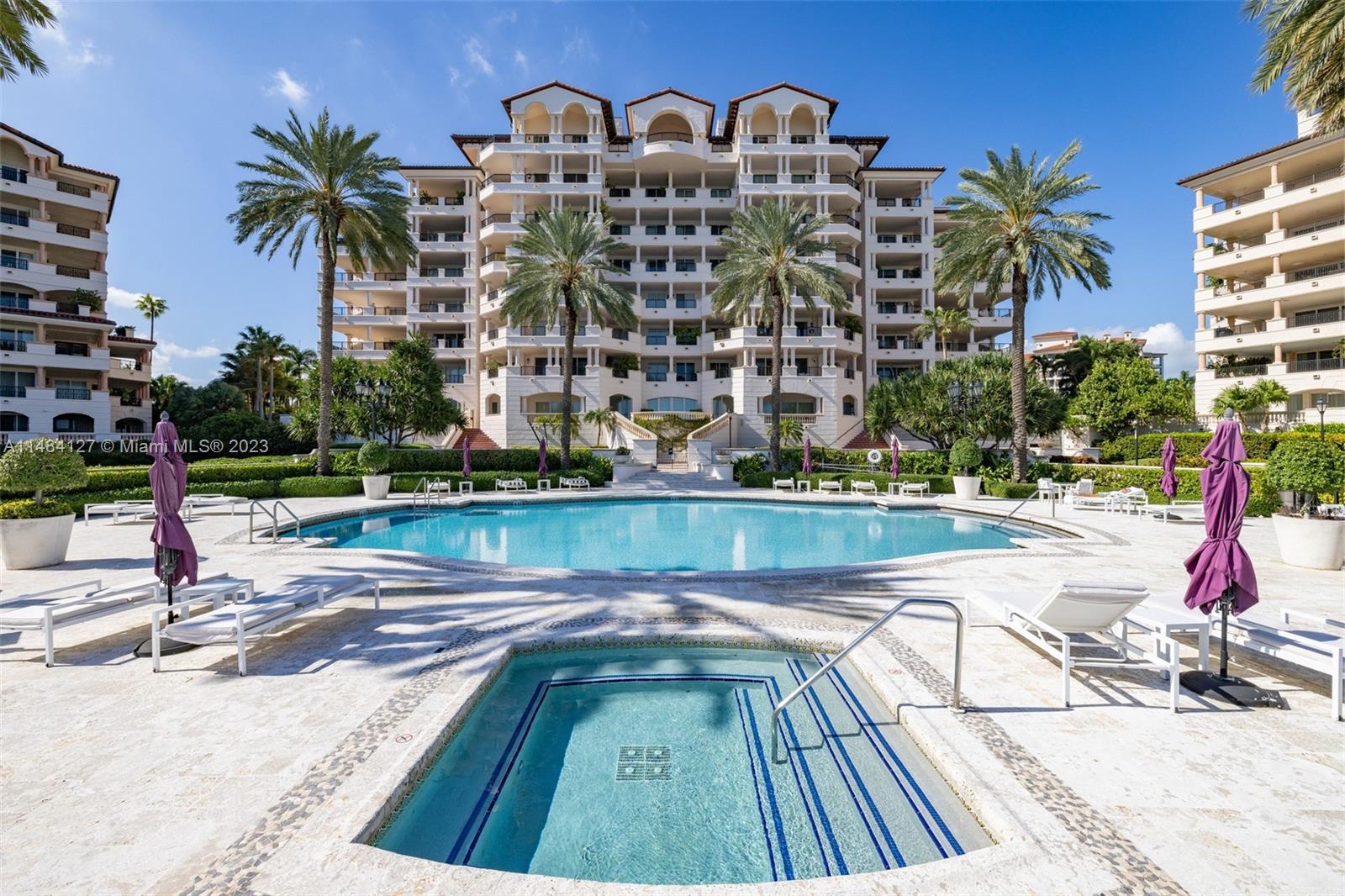 7600 OCEANSIDE AT FISHER - Residential