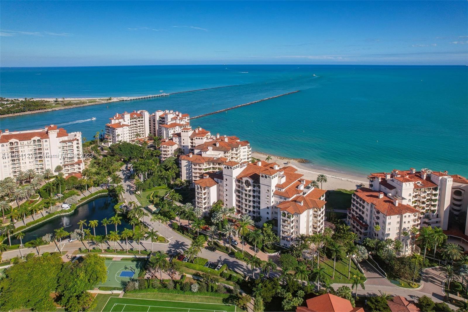 7600 OCEANSIDE AT FISHER - Residential