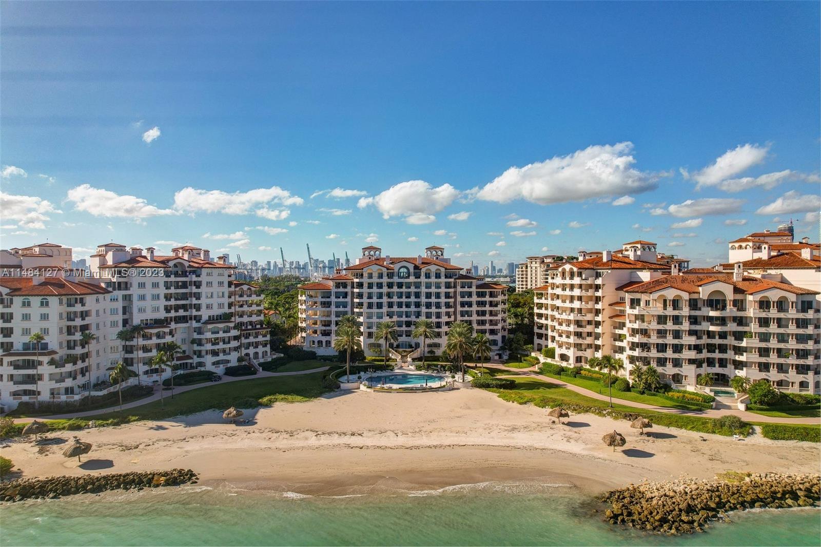 7600 OCEANSIDE AT FISHER - Residential