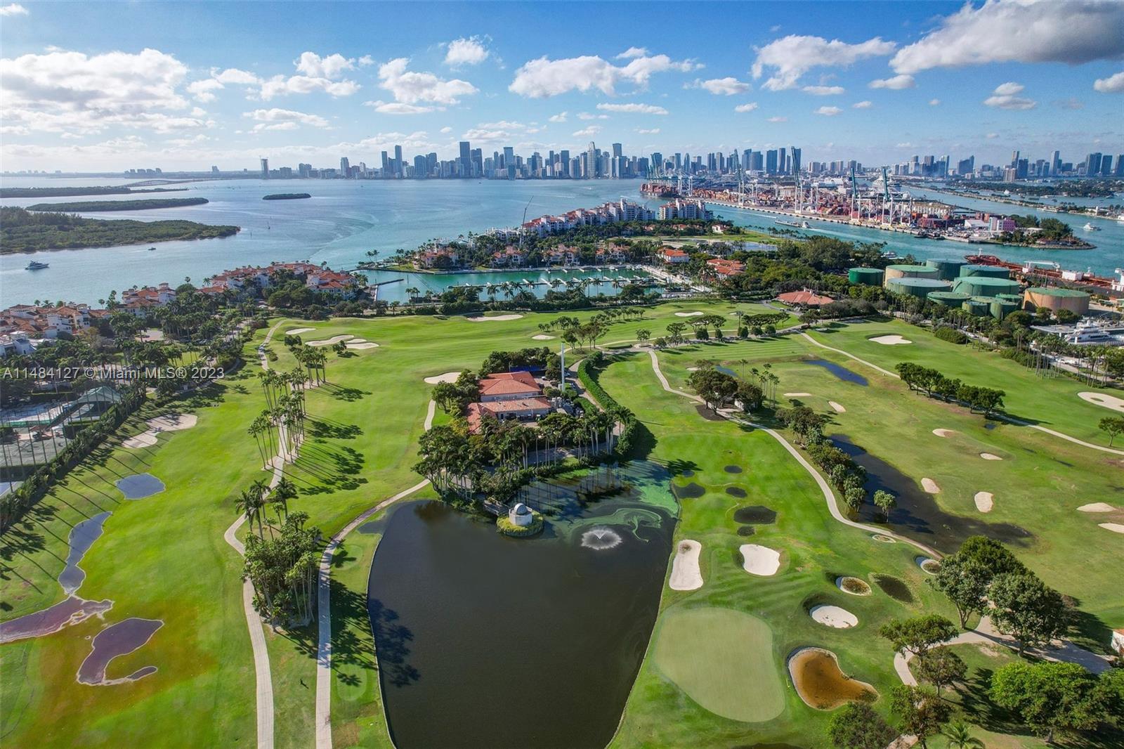 7600 OCEANSIDE AT FISHER - Residential