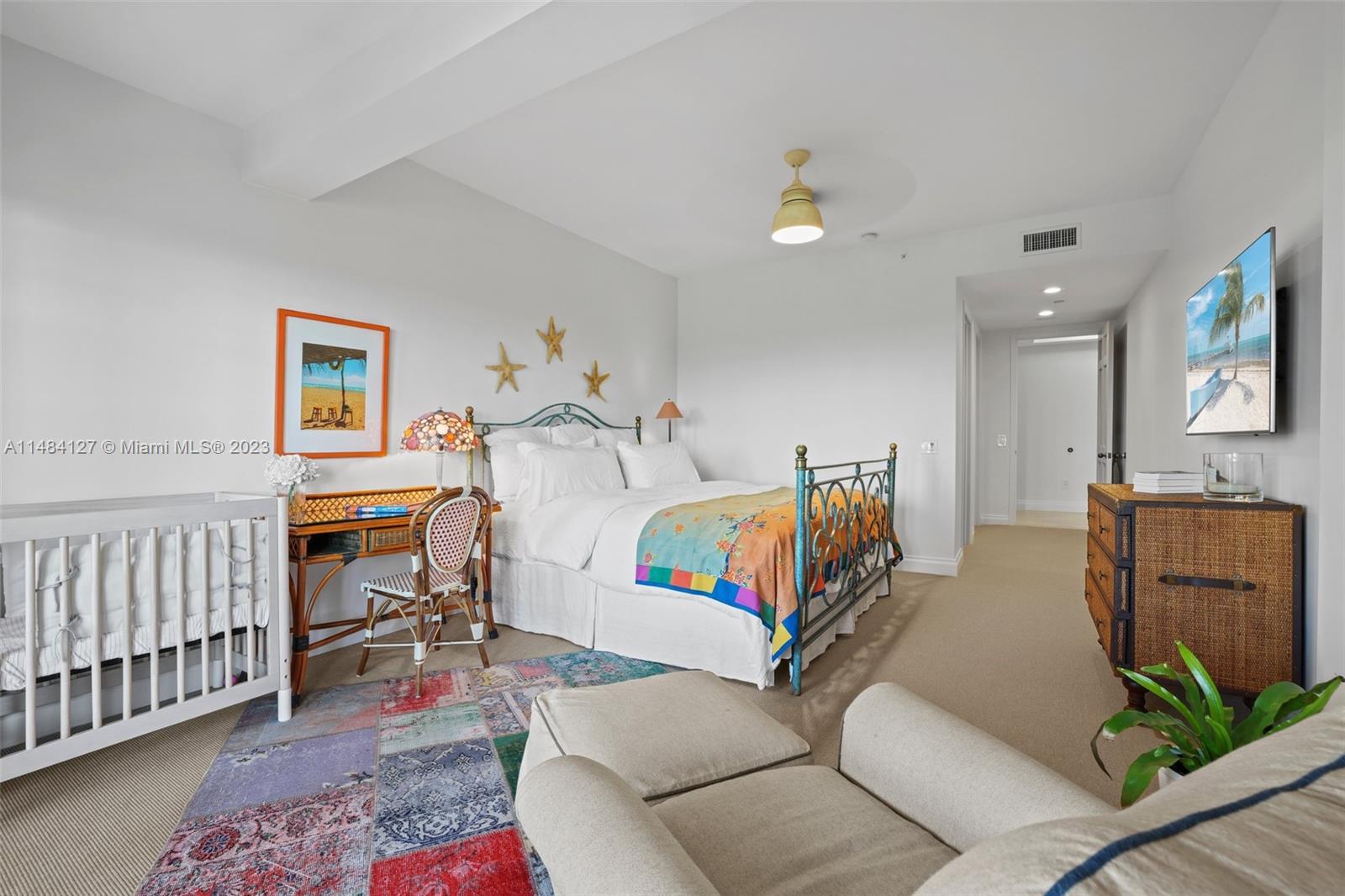 7600 OCEANSIDE AT FISHER - Residential