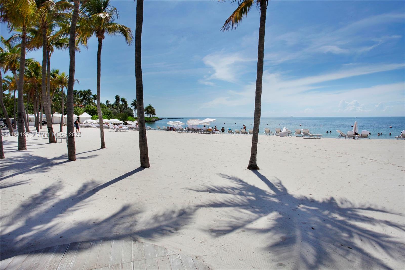 7600 OCEANSIDE AT FISHER - Residential