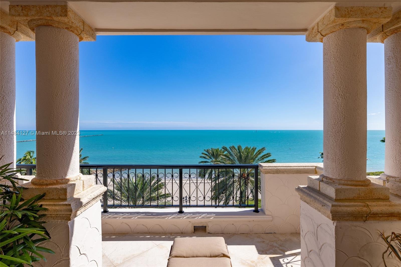 7600 OCEANSIDE AT FISHER - Residential