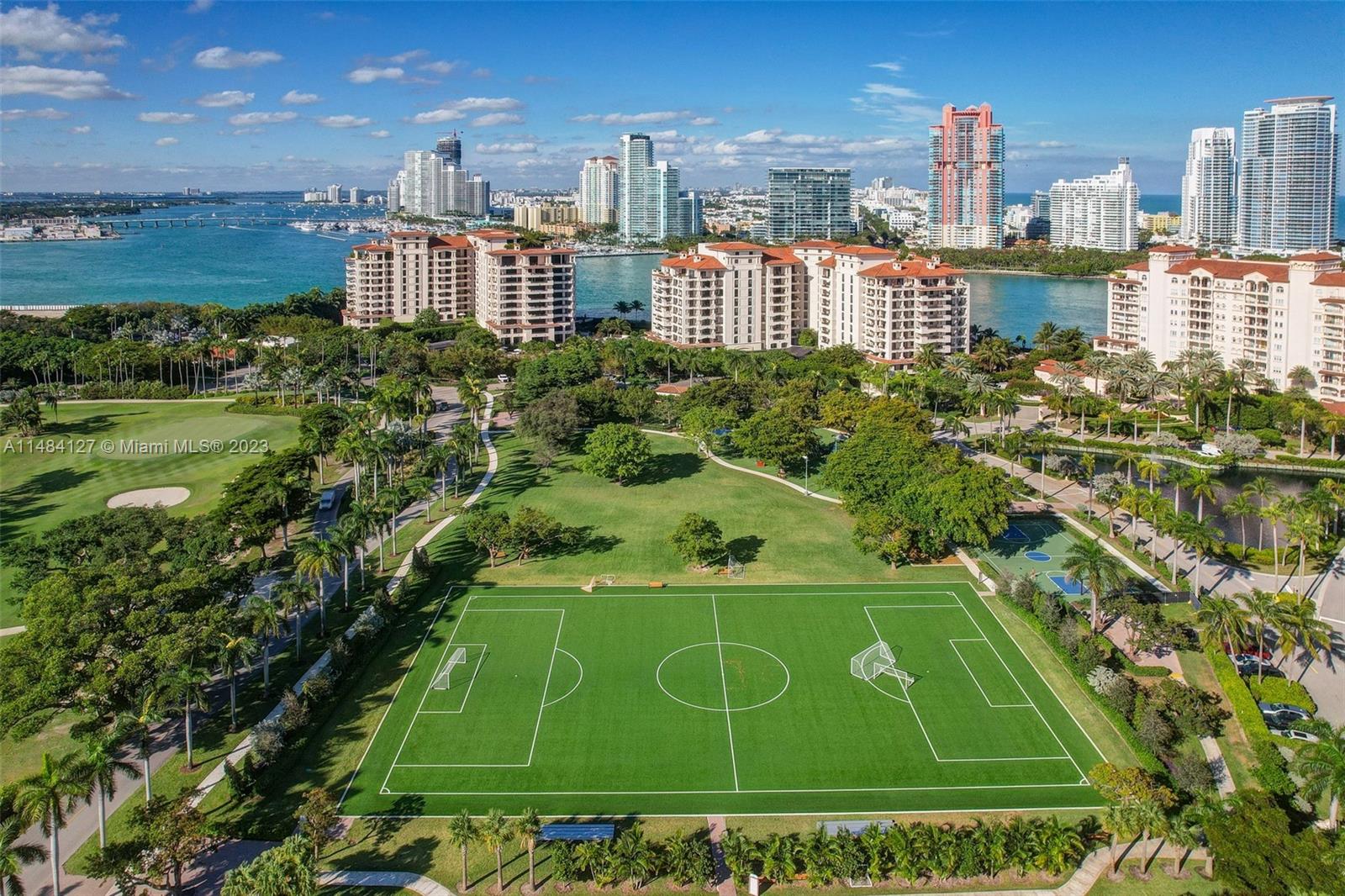 7600 OCEANSIDE AT FISHER - Residential