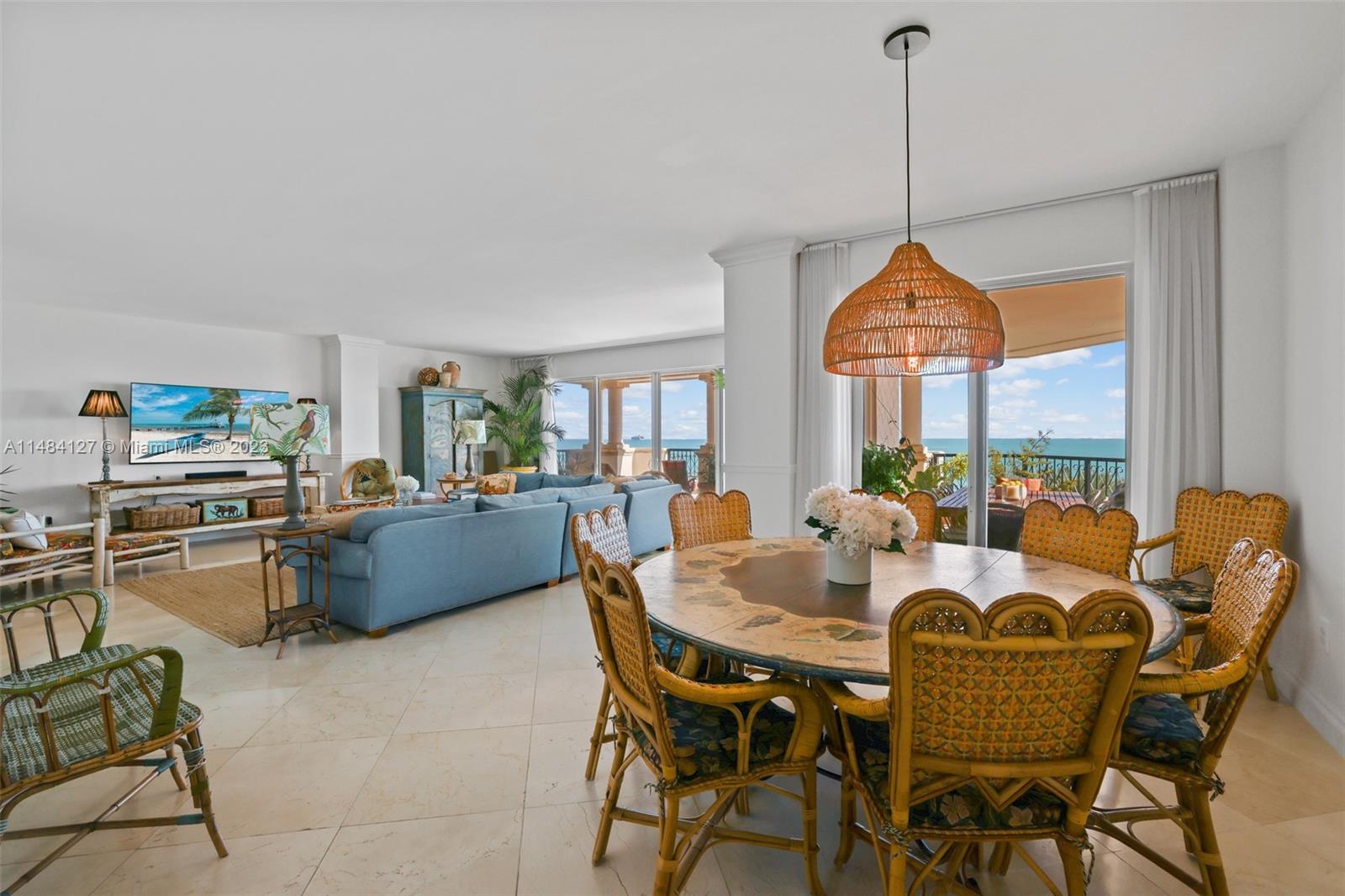 7600 OCEANSIDE AT FISHER - Residential