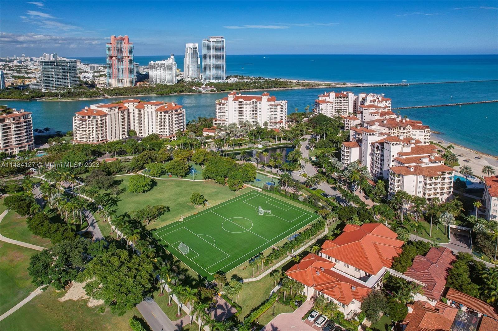 7600 OCEANSIDE AT FISHER - Residential