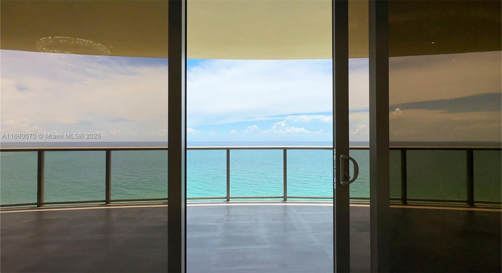 ST REGIS BAL HARBOUR - Residential