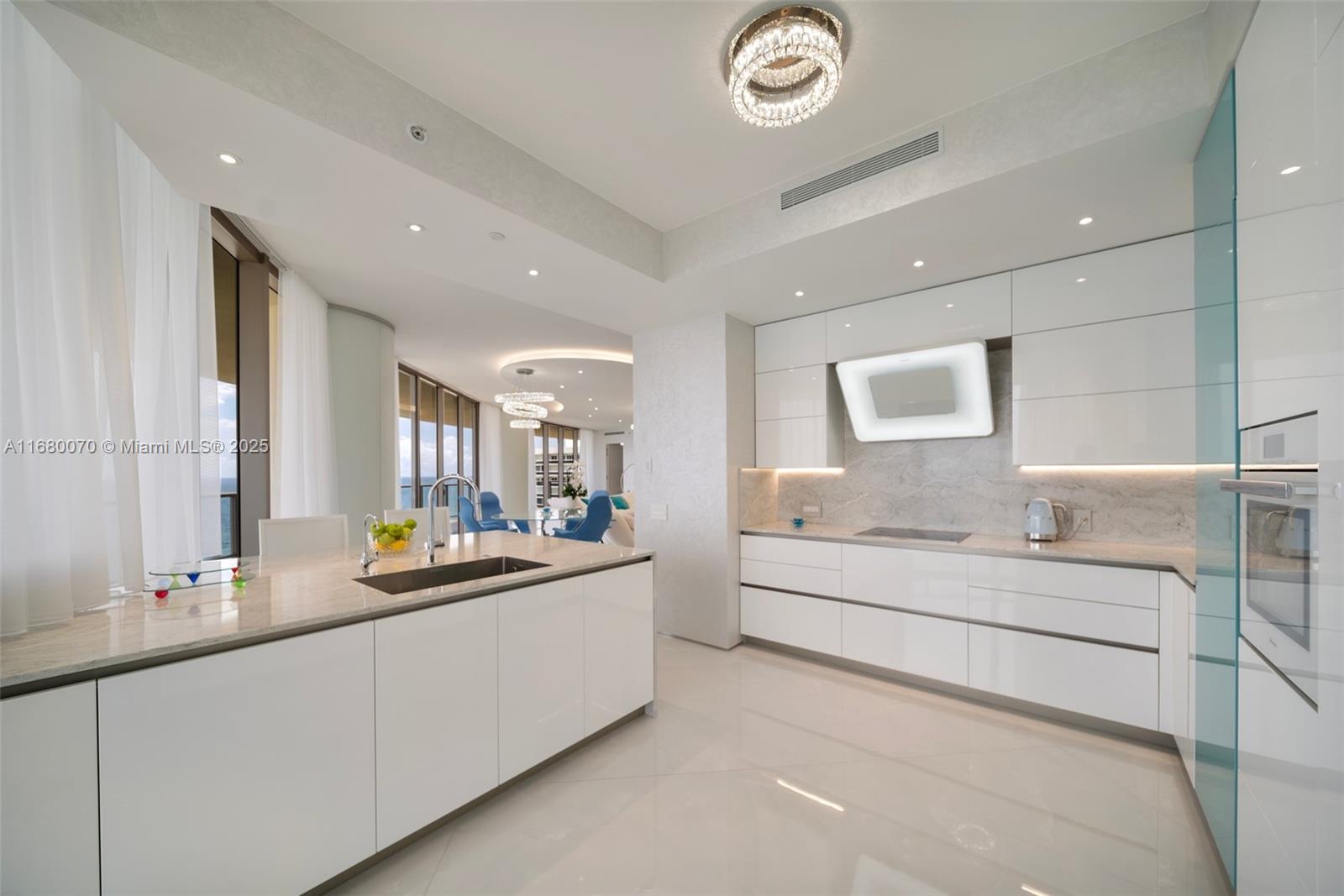 ST REGIS BAL HARBOUR - Residential