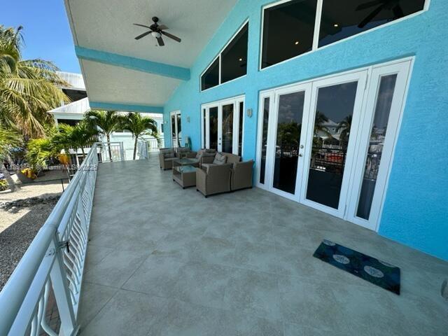 SUNSET WATERWAYS - Residential Lease