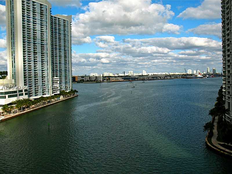465 Brickell Ave 3002