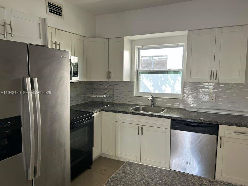 9780 Bay Harbor Ter 7