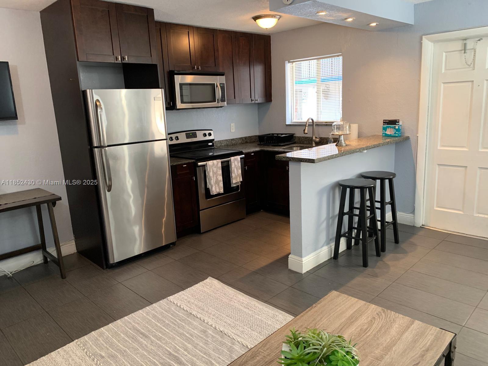 Welcome to this well maintained 2 bedroom 1 bathroom apartment located in Dania Beach. Enjoy the access to the community pool, laundry facility and 1 assigned Tandem Parking spot, can fit 2 regular vehicles. Located just minutes from Dania Beach Ocean Park, exquisite local dining spots, and the Fort Lauderdale-Hollywood International Airport. On lockbox-schedule through Showing Time.
Easy to show! PROFESSIONAL PICTURES COMING SOON!
