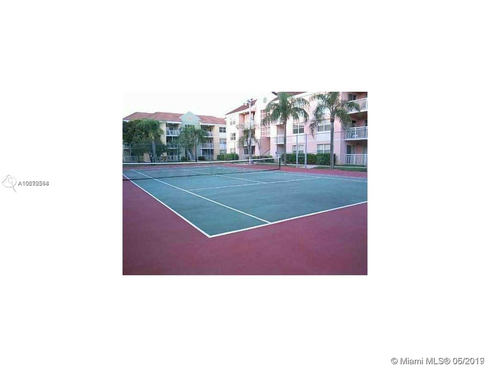 LE CLUB AT OLD CUTLER CON - Residential Lease
