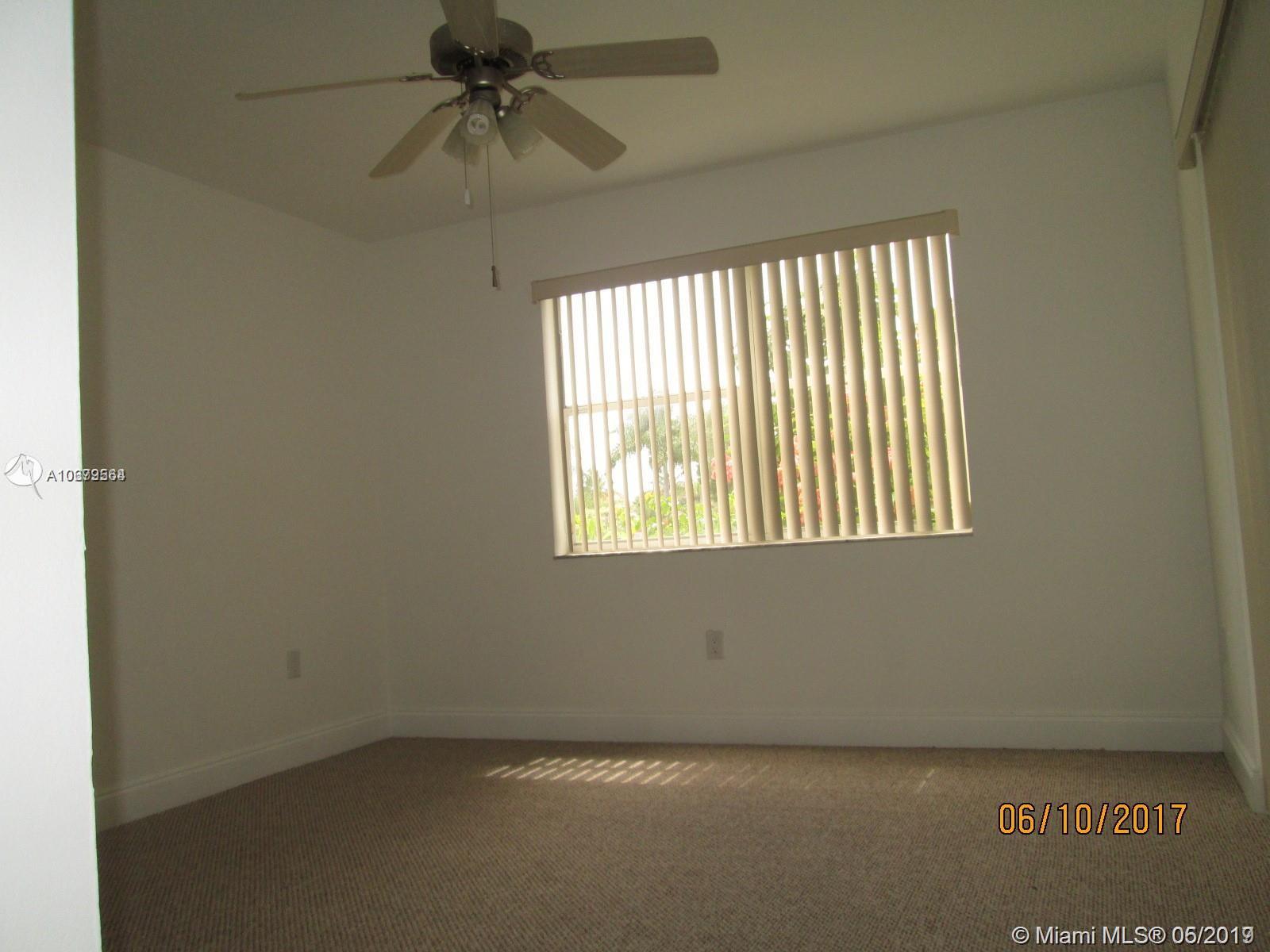 LE CLUB AT OLD CUTLER CON - Residential Lease