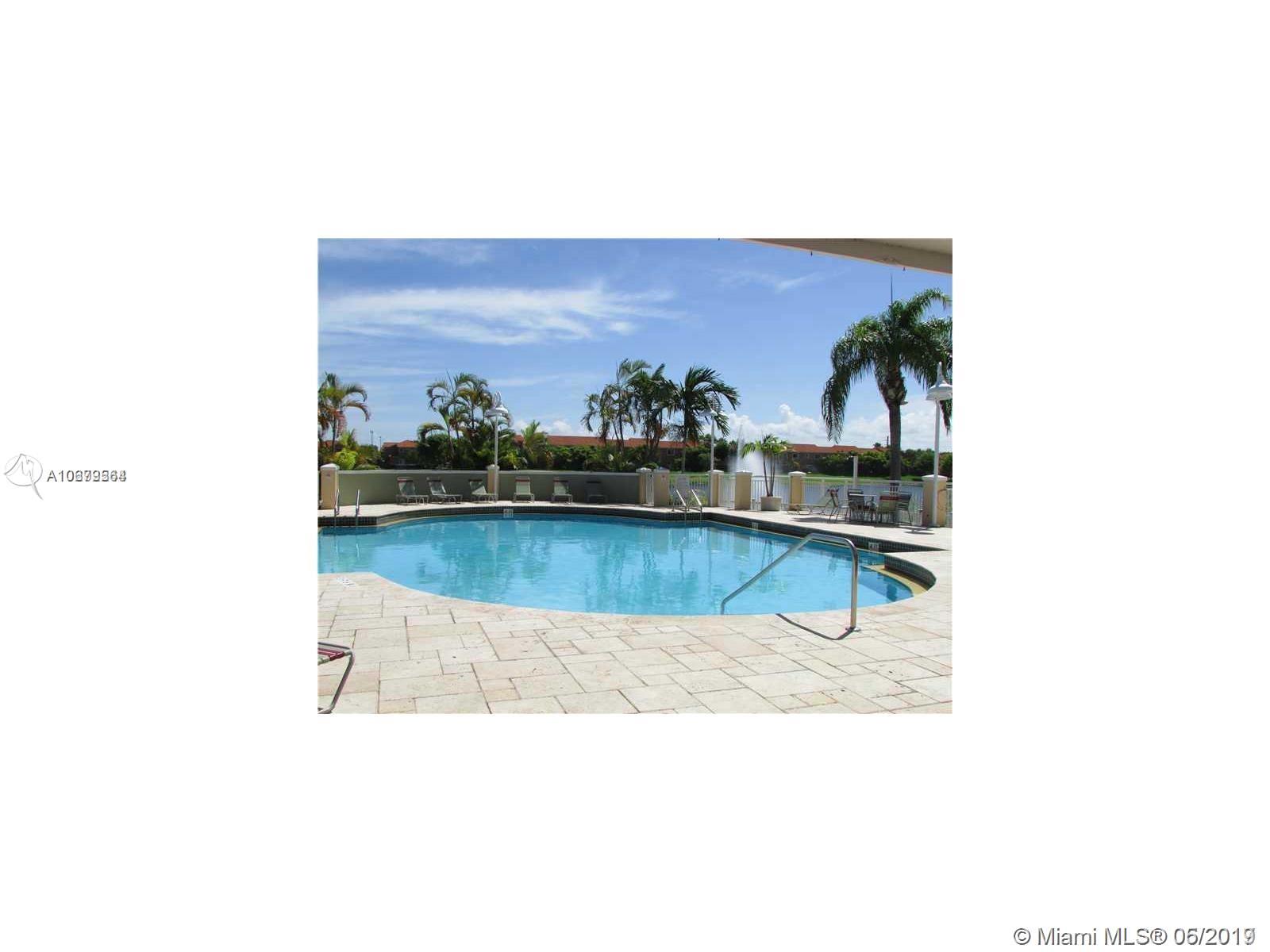 LE CLUB AT OLD CUTLER CON - Residential Lease