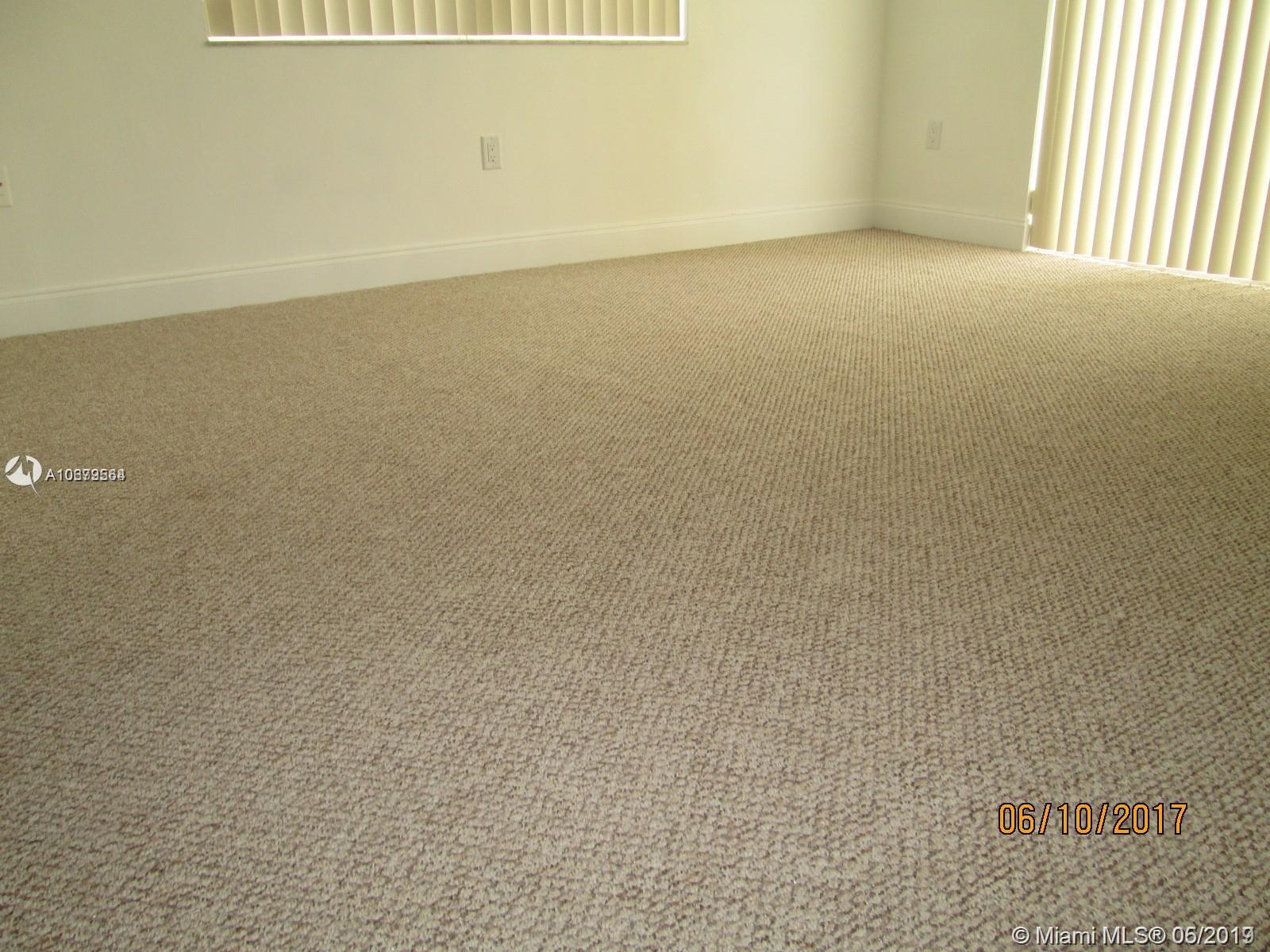 LE CLUB AT OLD CUTLER CON - Residential Lease