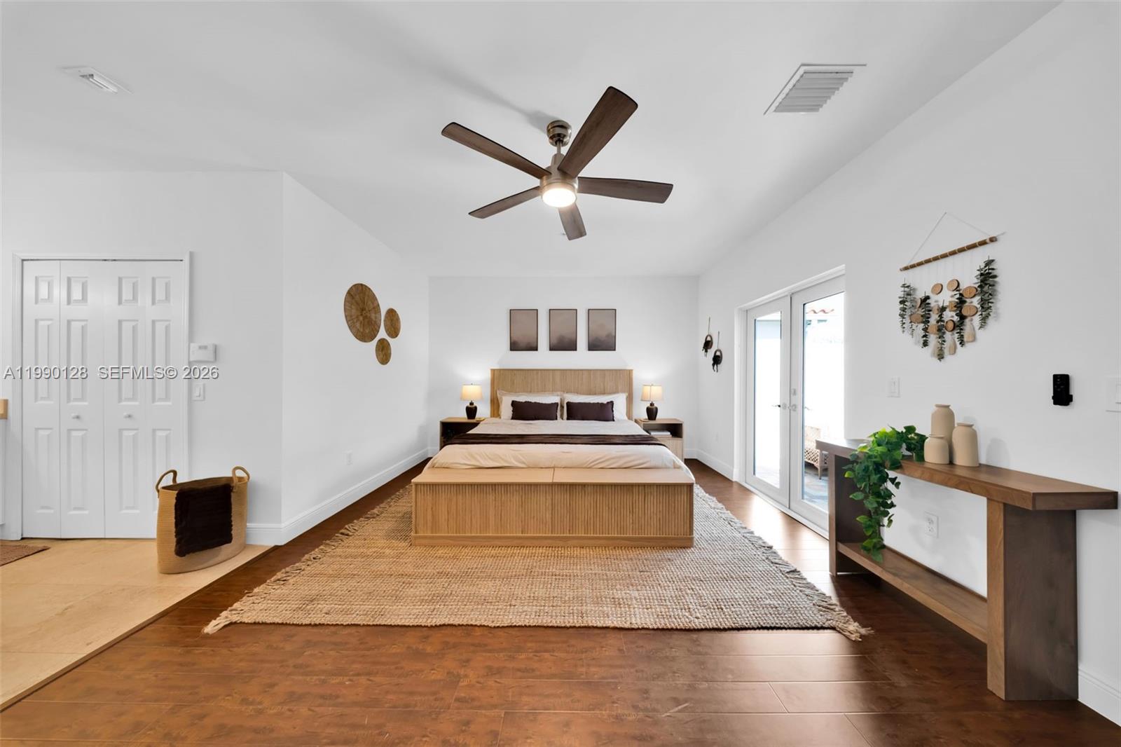 PALM VILLAS CONDO INC - Residential