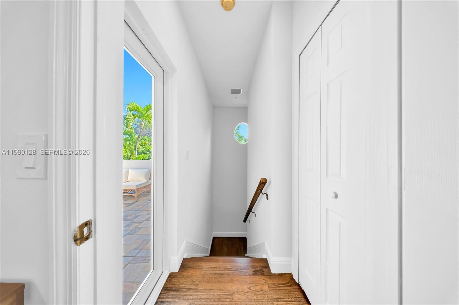 PALM VILLAS CONDO INC - Residential