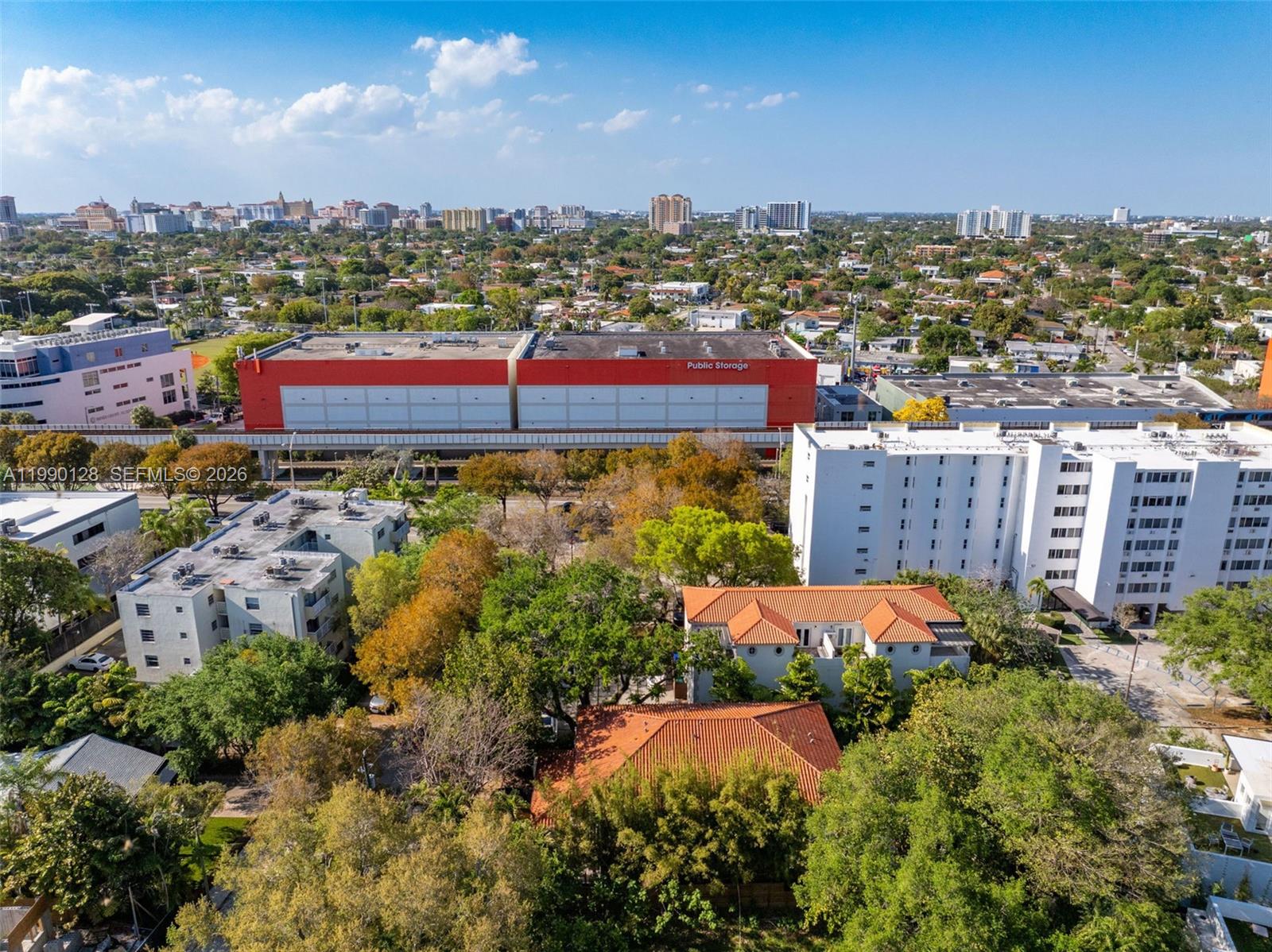 PALM VILLAS CONDO INC - Residential