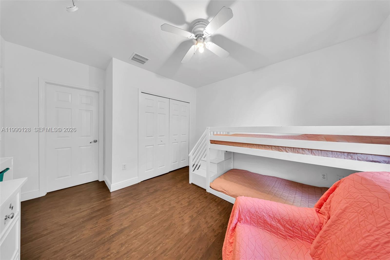 PALM VILLAS CONDO INC - Residential