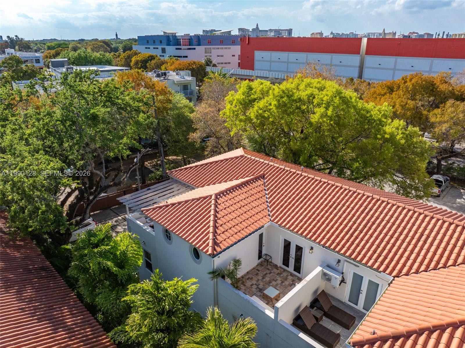 PALM VILLAS CONDO INC - Residential