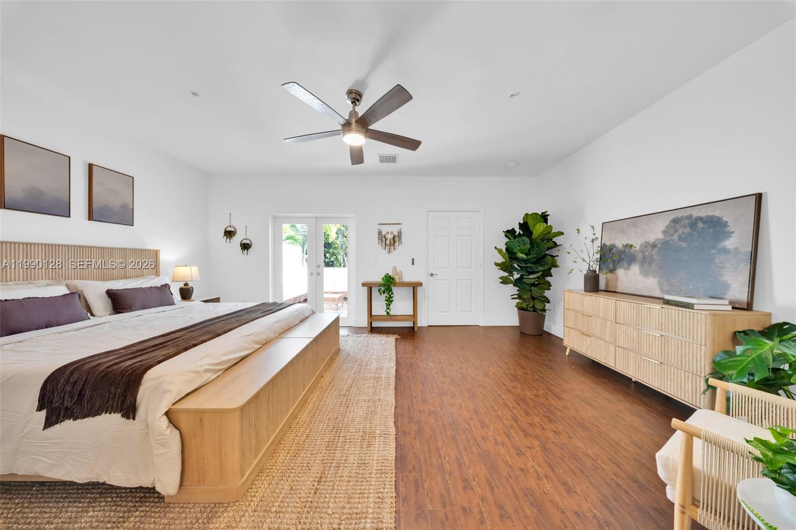 PALM VILLAS CONDO INC - Residential