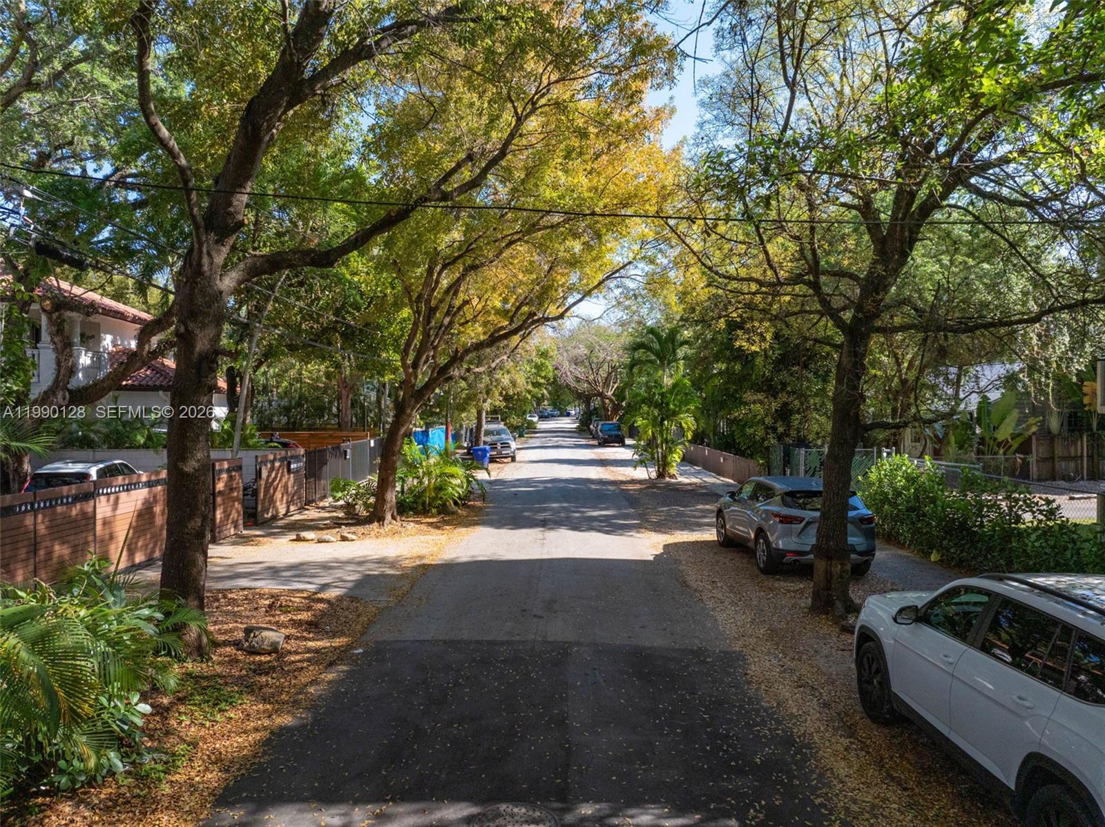 PALM VILLAS CONDO INC - Residential