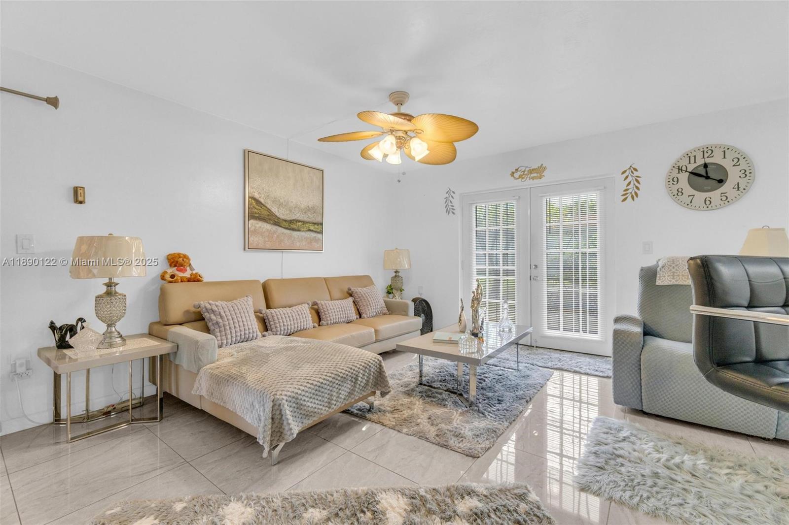 CAROL CITY 4TH ADDN - Residential Lease